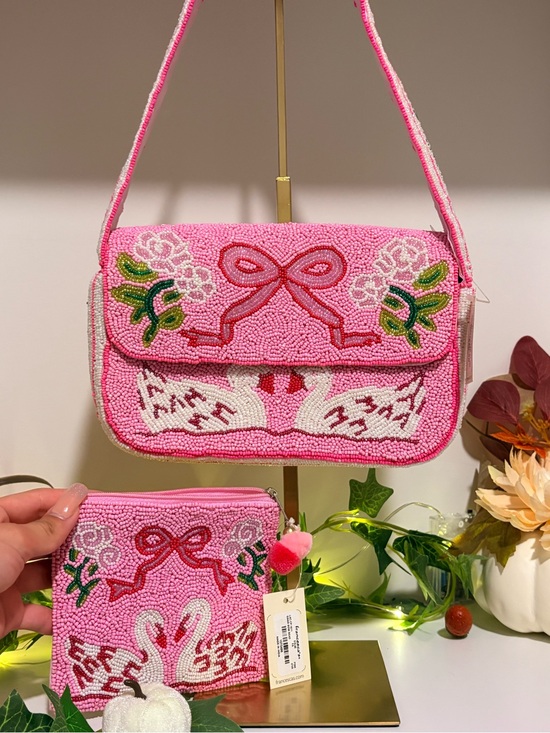 Francesca's Collections Handbags - Pink Beaded Swan Bag With Matching Beaded Wallet NWT 🦢